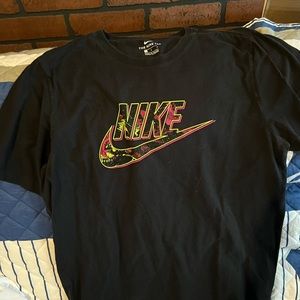 Mens nike shirt